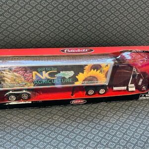 New-Ray 379 Peterbilt Tractor Trailer NC North Carolina State Agriculture truck